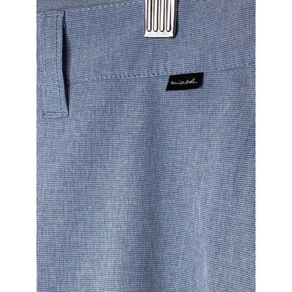 Travis Mathew Mens Neck Shorts Size 40 Pockets 9.5 Inseam Performance Blue - Picture 6 of 12